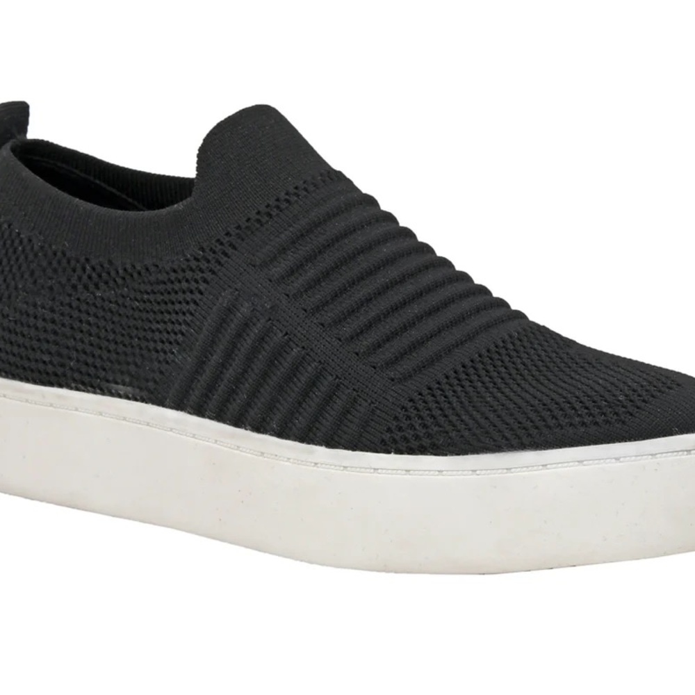 Black Slip-On Women’s Sneakers Size 8